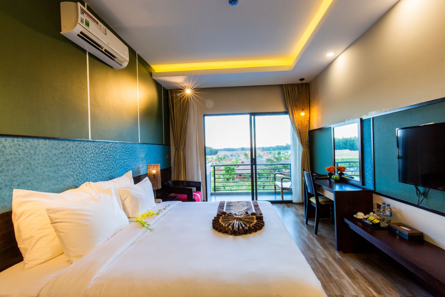 Hamya Hotspring and Resort