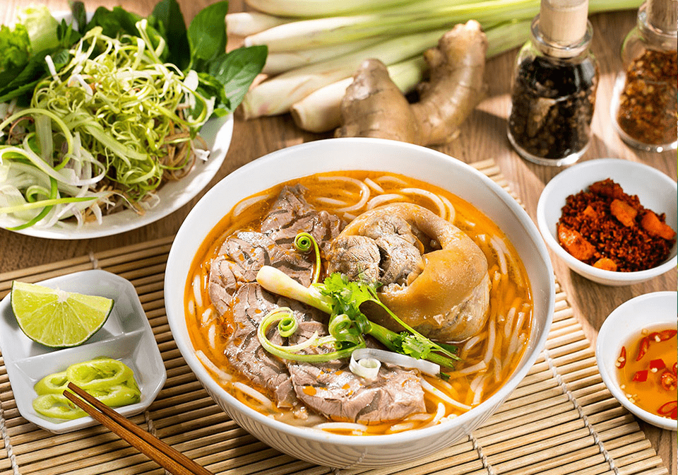 du lịch huế ăn gì