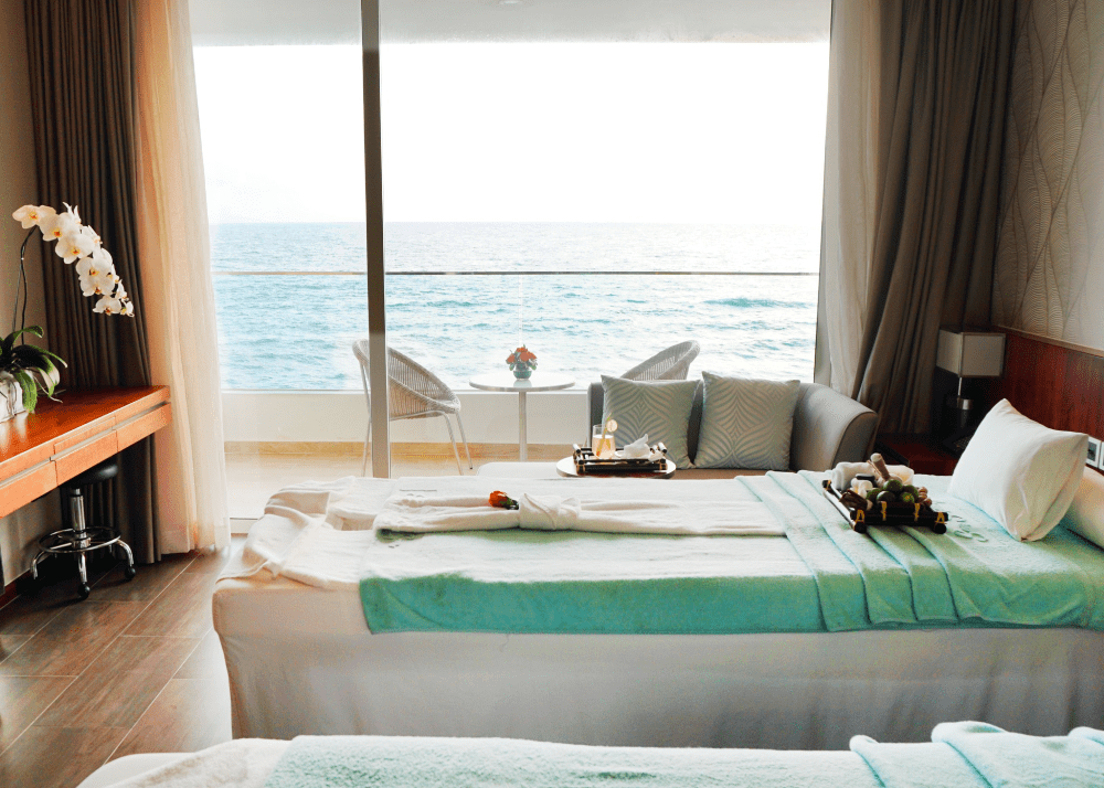 10 Khách sạn Phú Quốc gần biển view đẹp, giá tốt nhất 2026