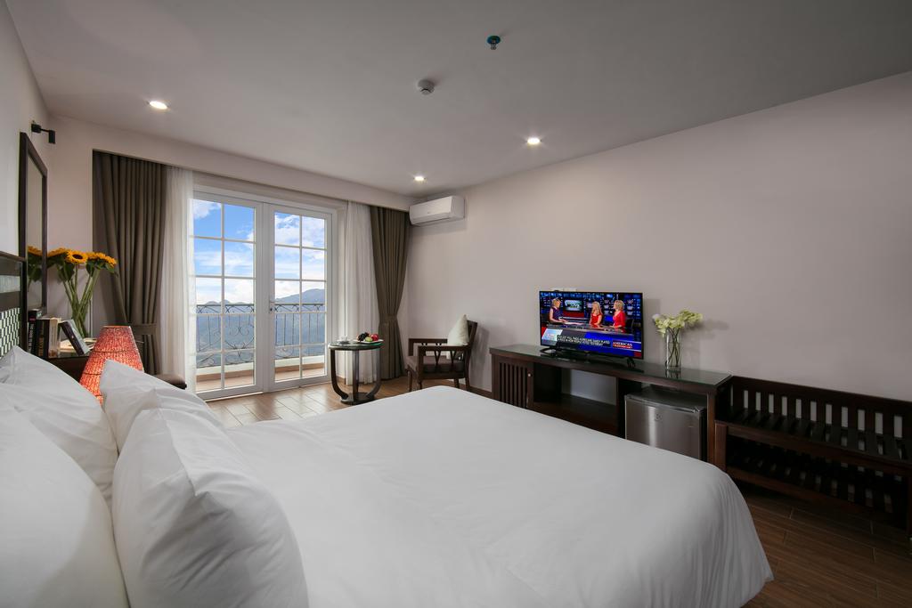 Azure Sapa Hotel