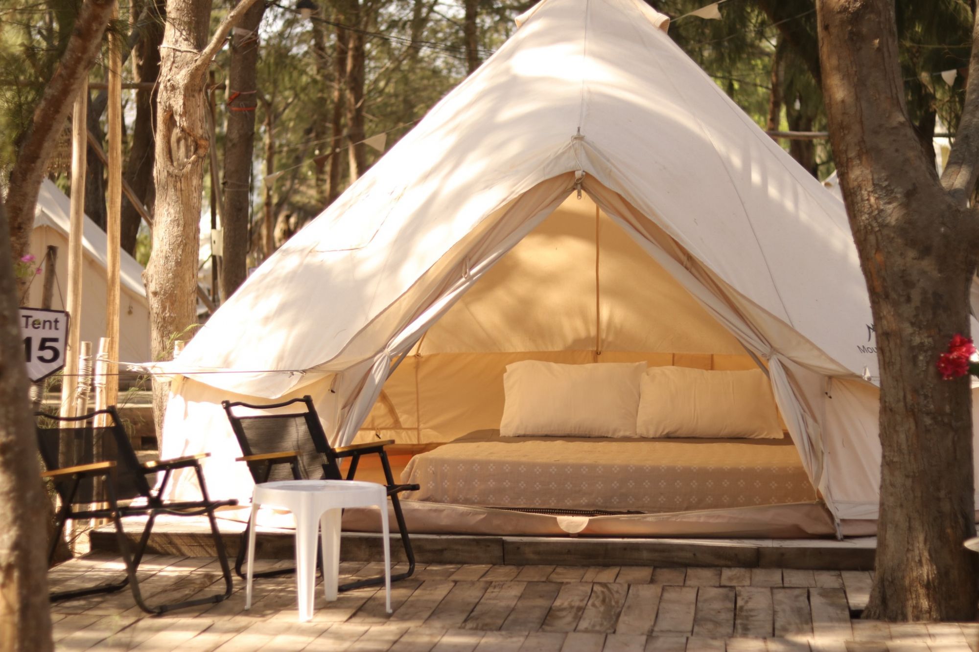Pi Glamping