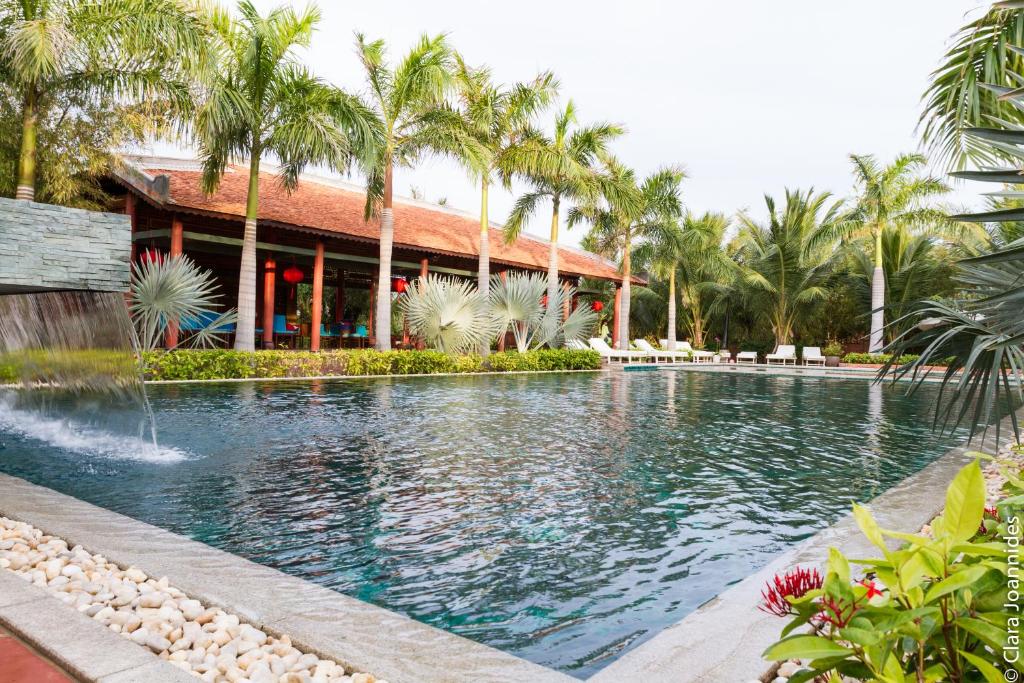 Full Moon Village Resort 