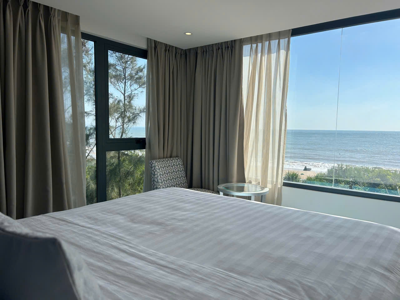Windy Beach House Tầng 2