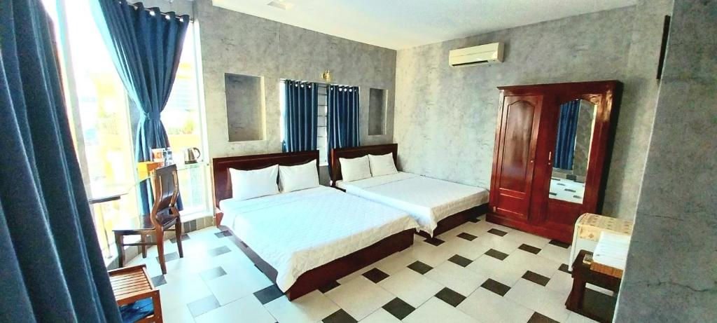 Mes Hotel
