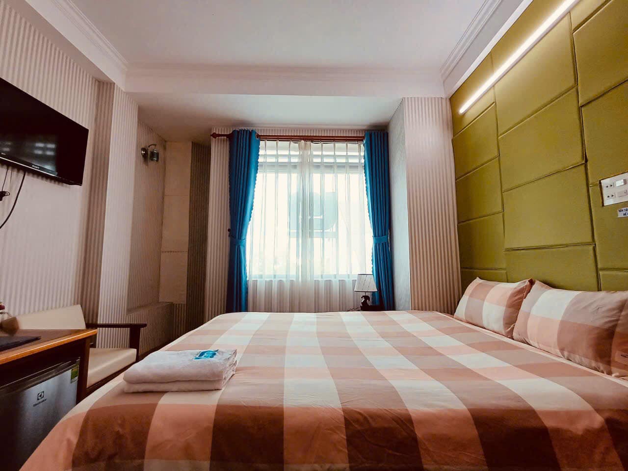 Khách sạn Lê My