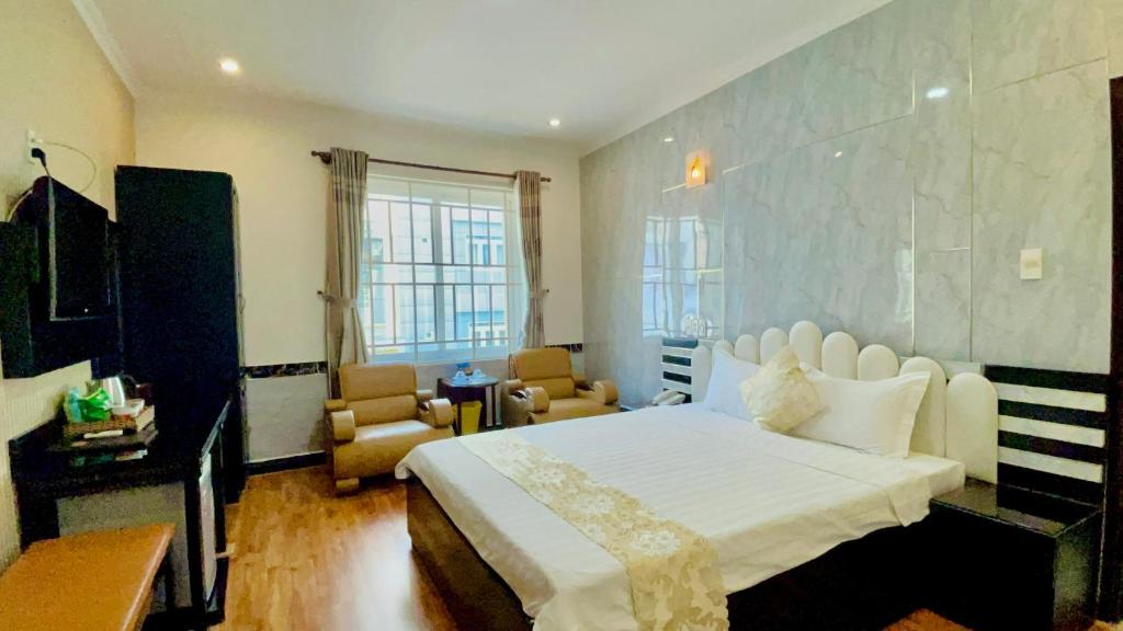 Khách sạn Phương Linh 2