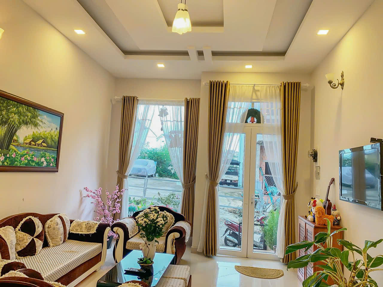 Jolie Villa 2