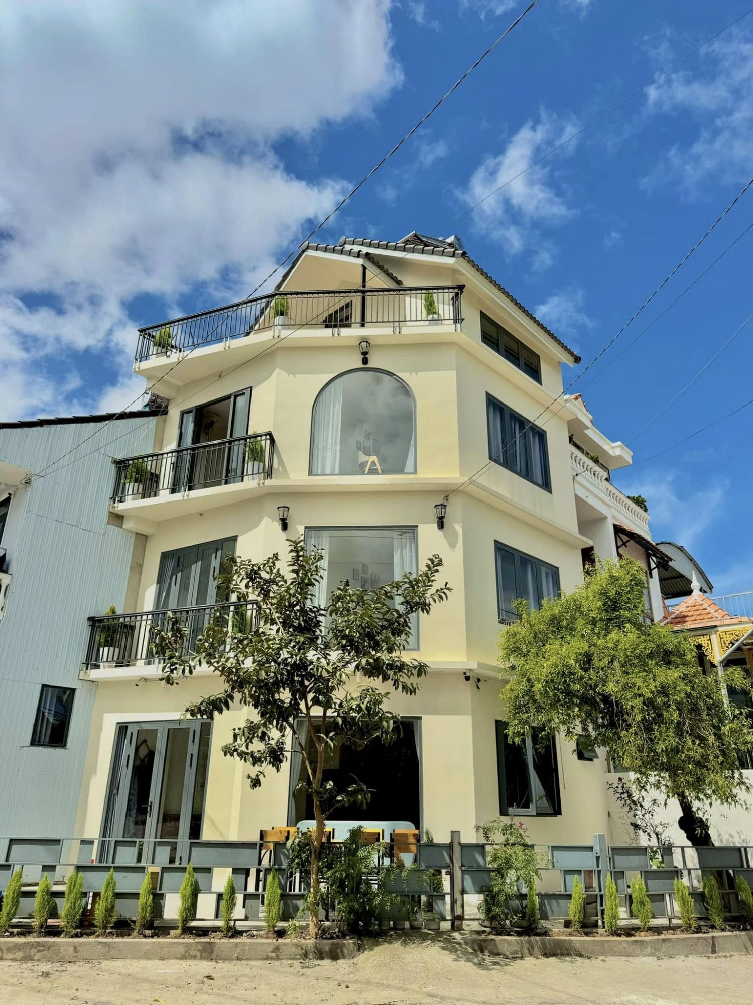 Dentro Hill Villa