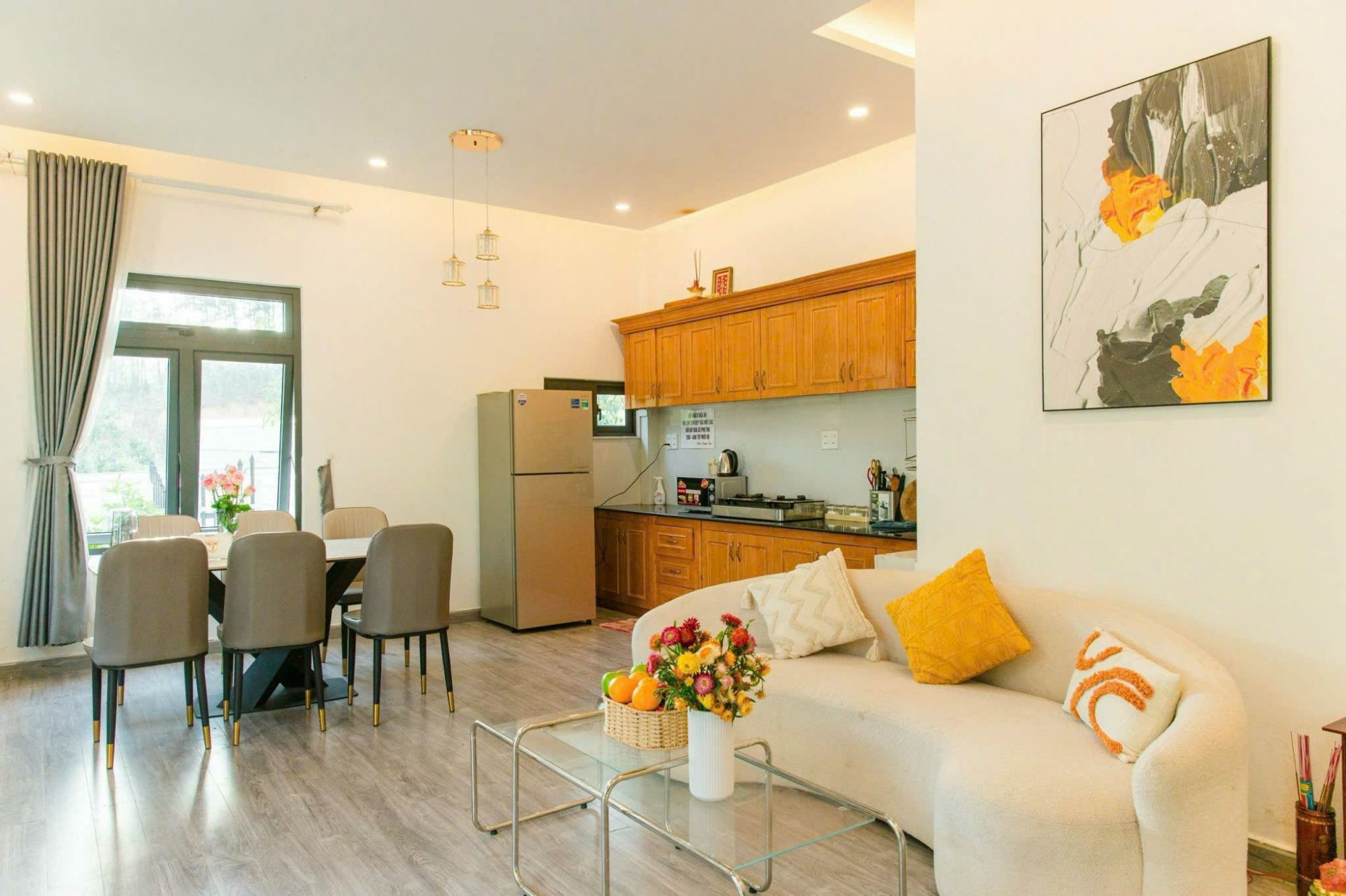Đồi Thông Villa