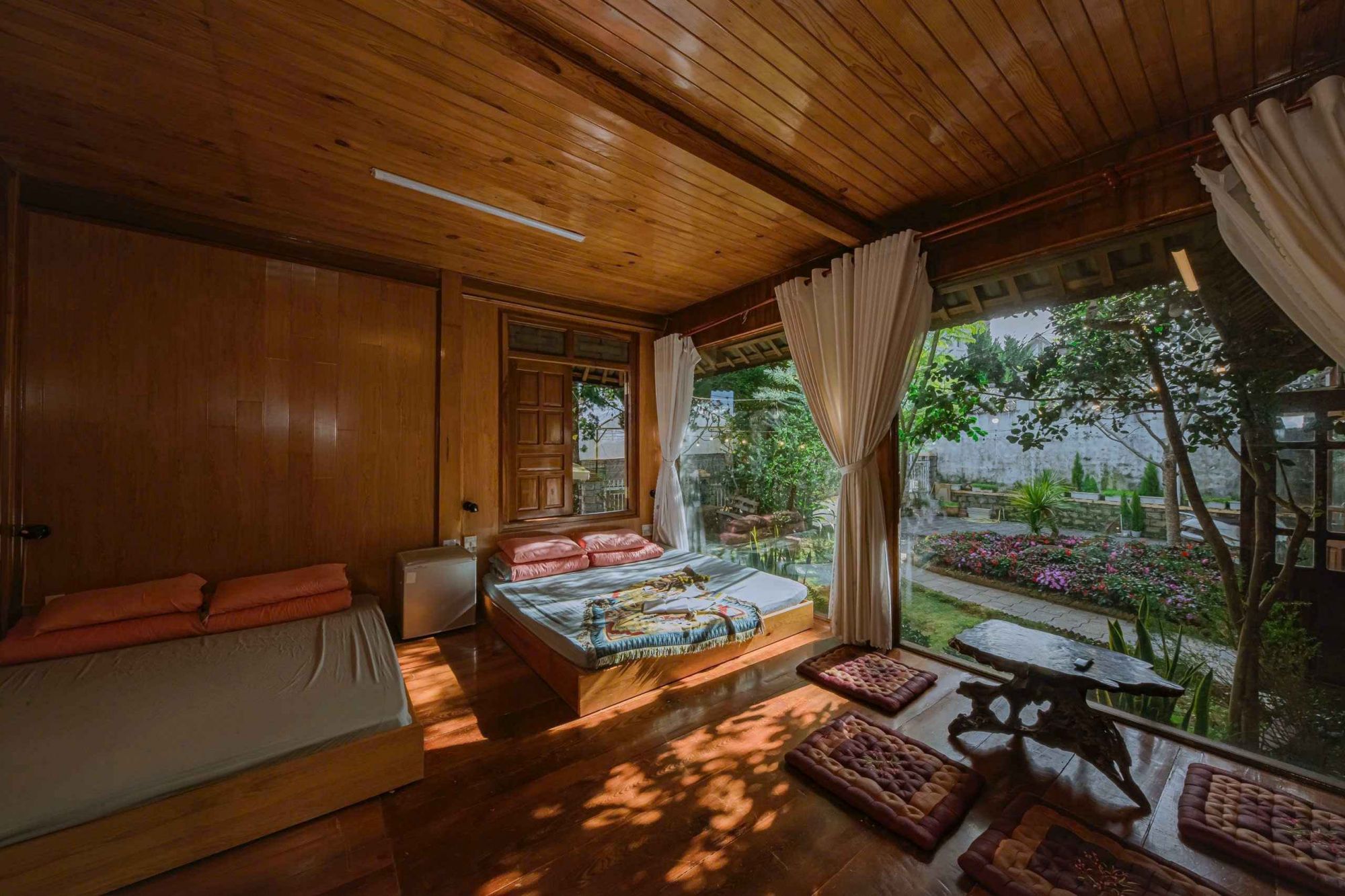 Gỗ Homestay