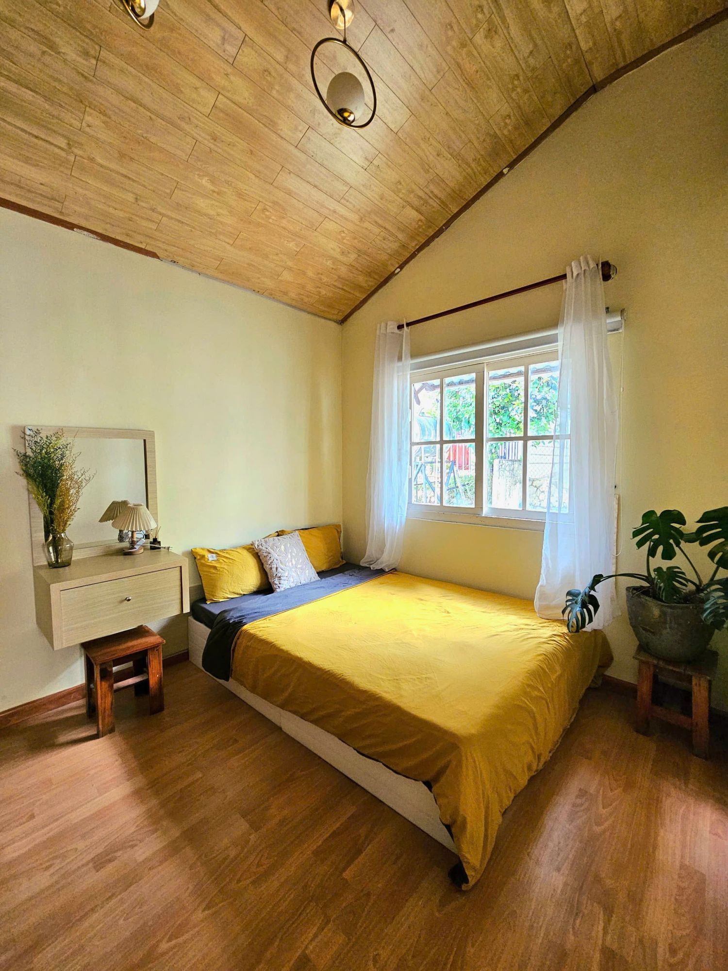 Tháng Năm Homestay - 219 Ngô Quyền