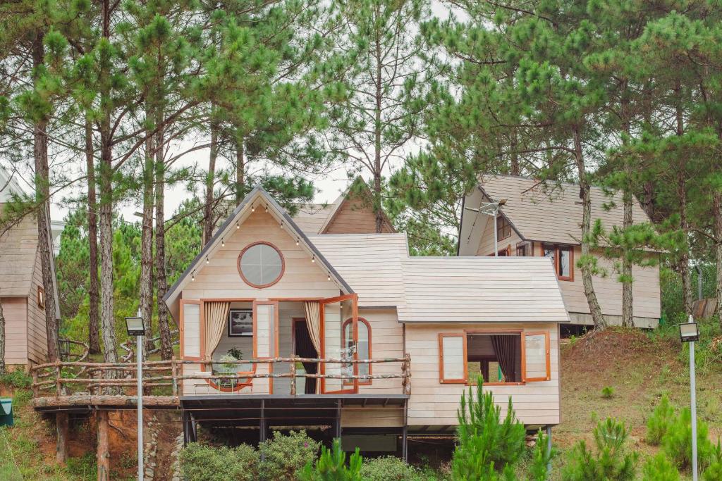Rừng Lá Kim Bungalow 2
