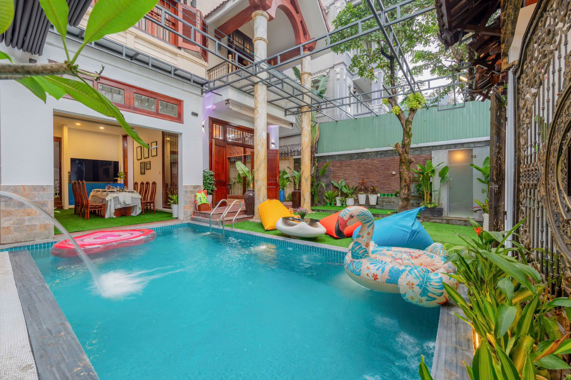 Hello Sea Villa Đà Nẵng