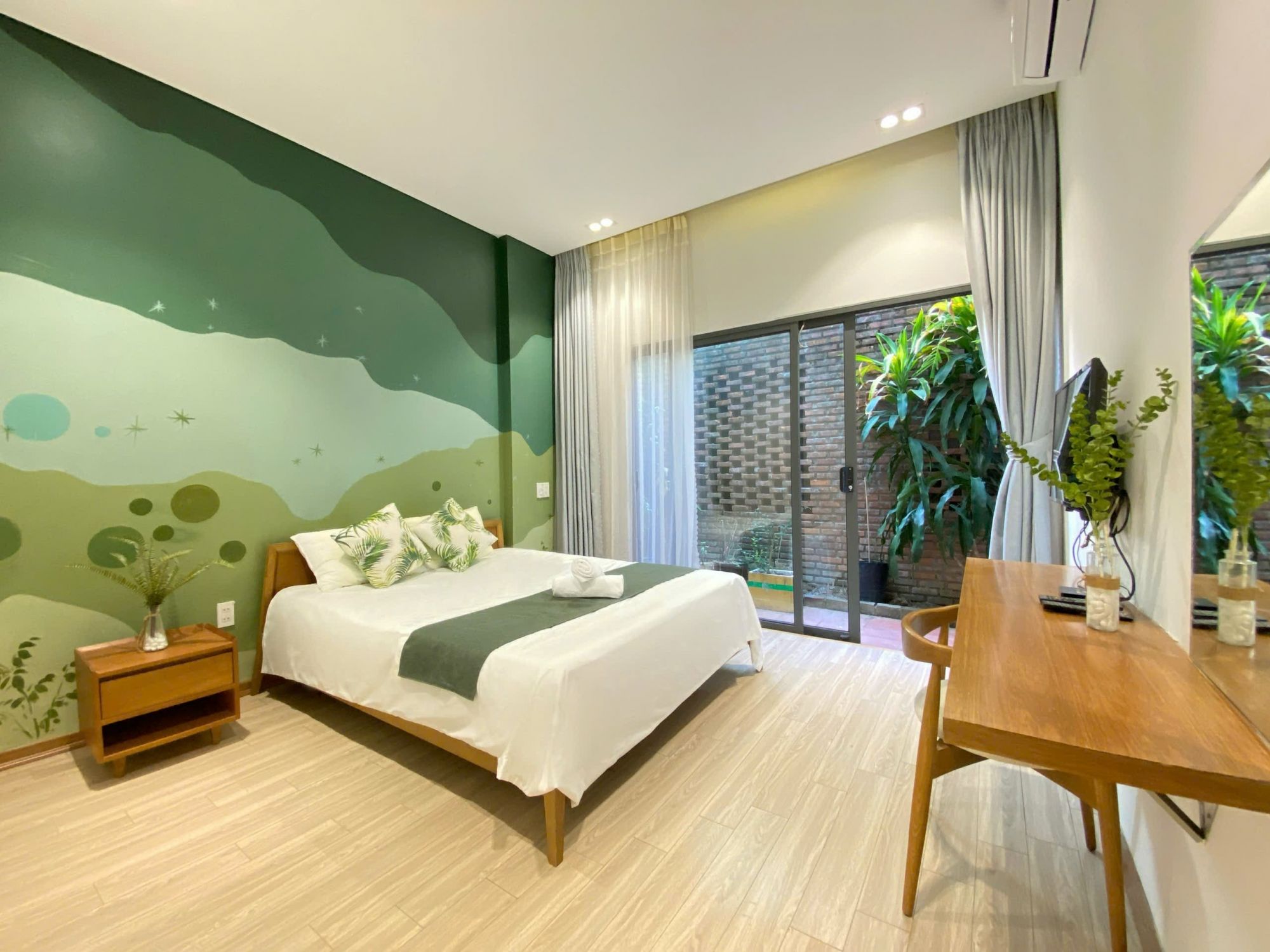 Nguyễn Thiện Kế Villa