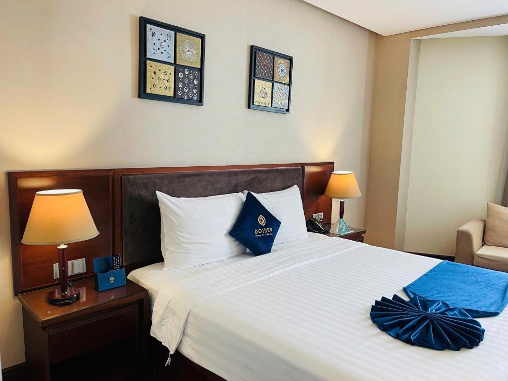 Sandals Stay Hotel