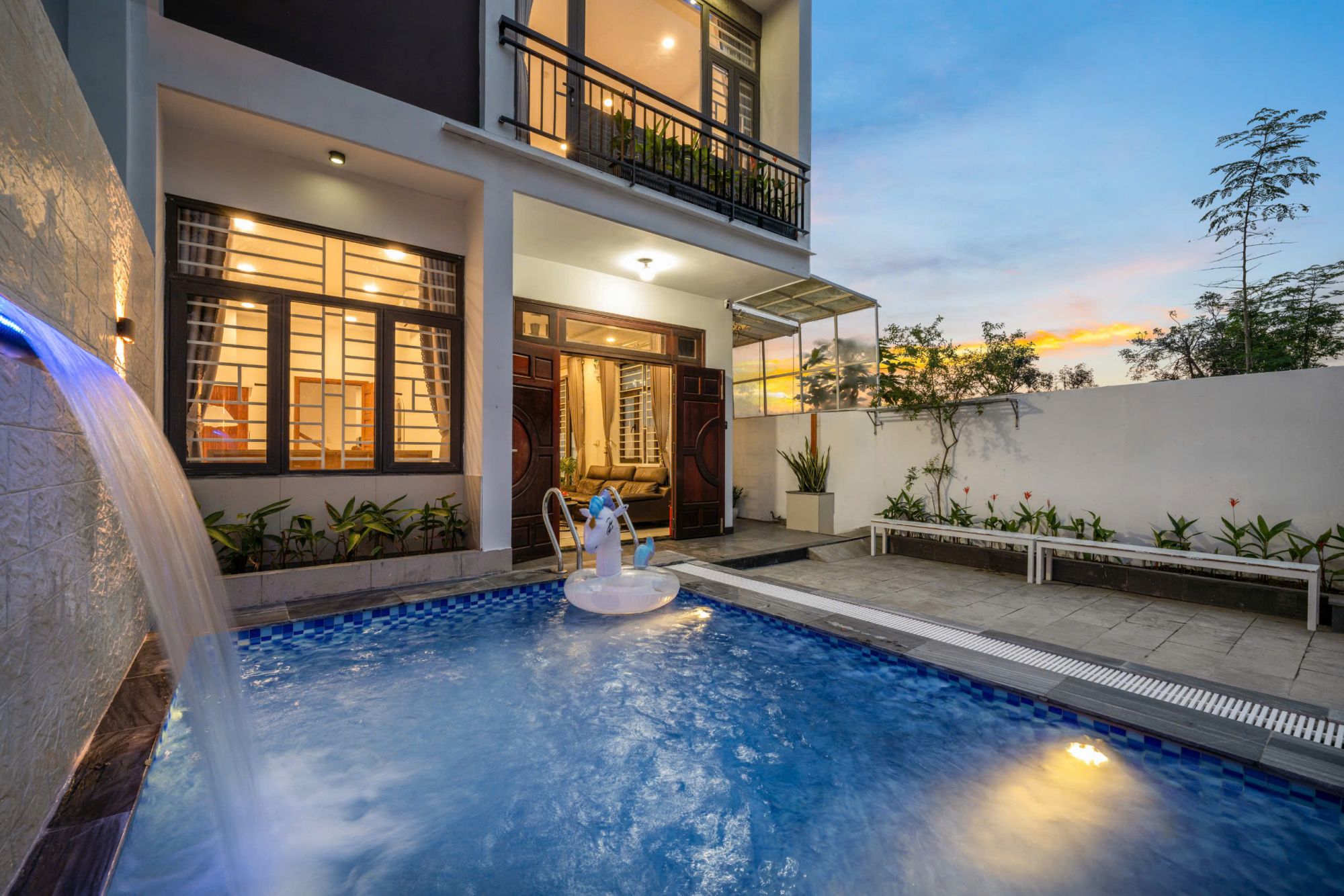 Suha Pool Villa