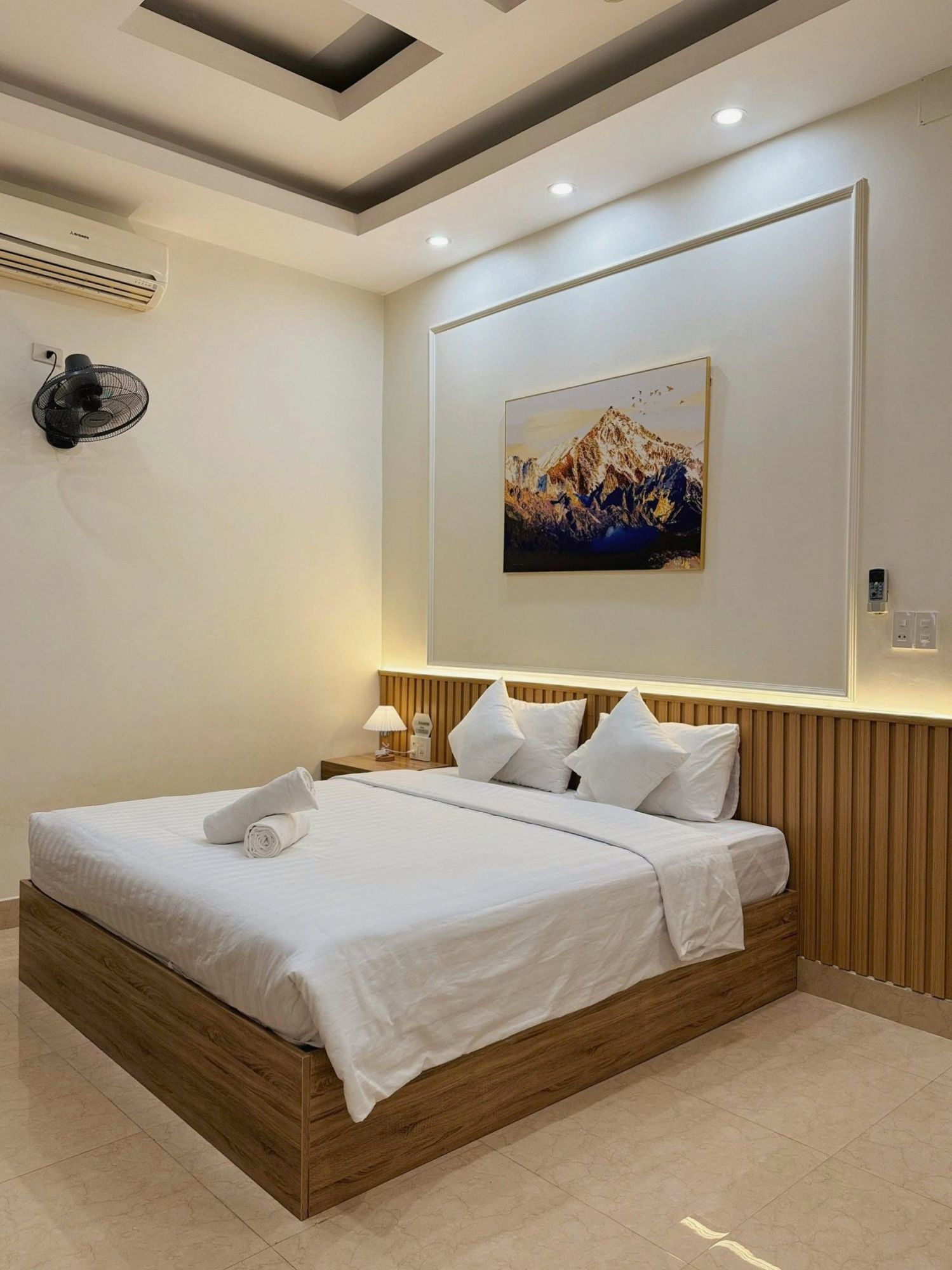 Elisa Hotel Pleiku