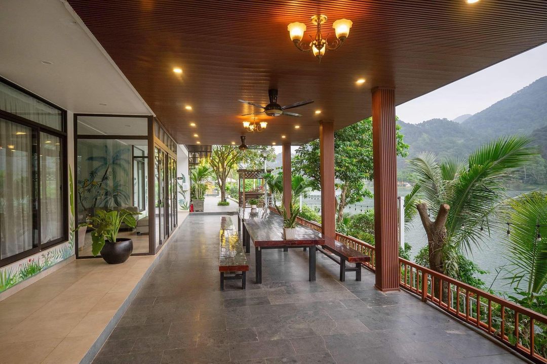 Lavita Lakeside