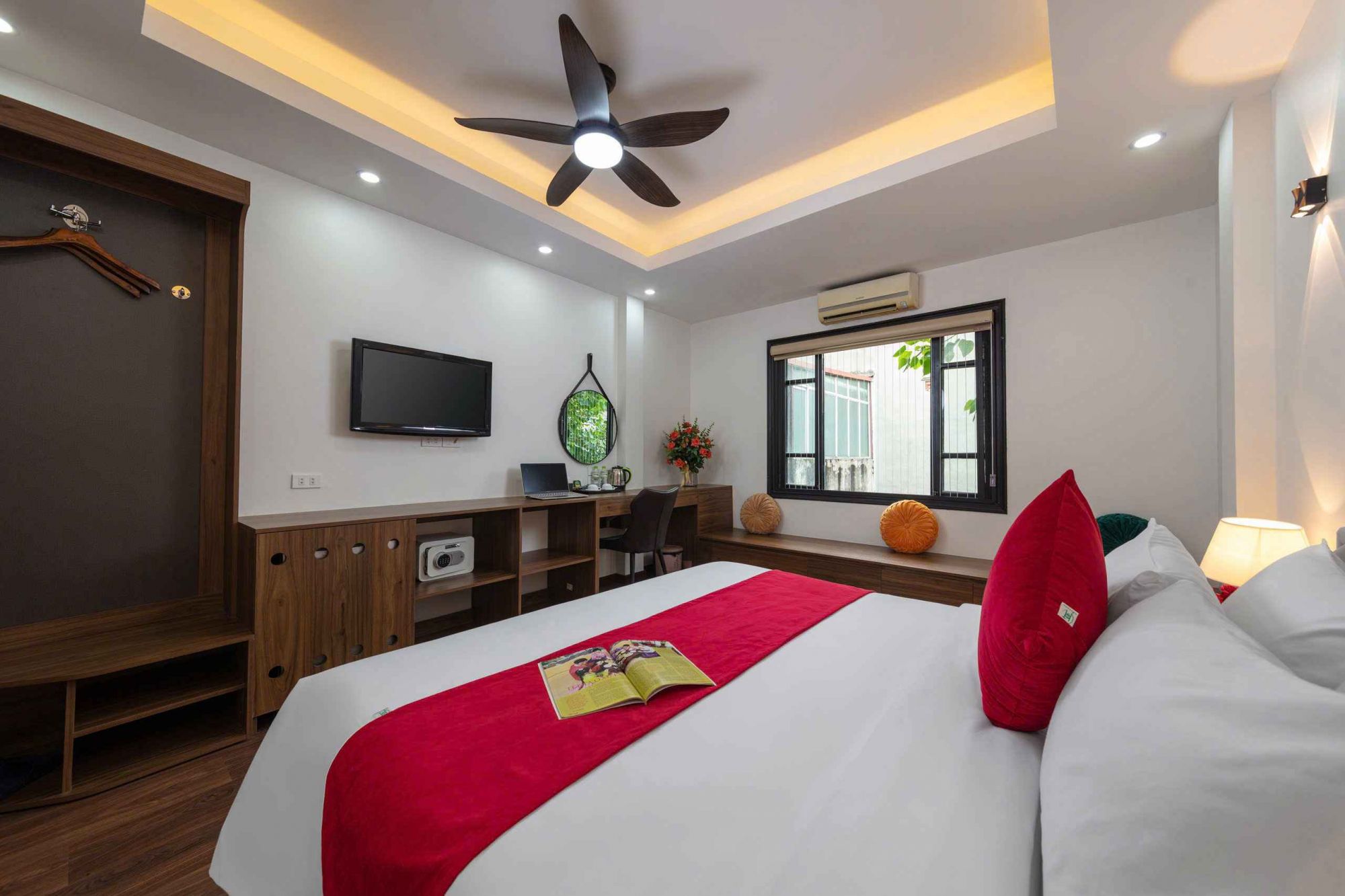 Hanoi Liliane Hotel And Travel