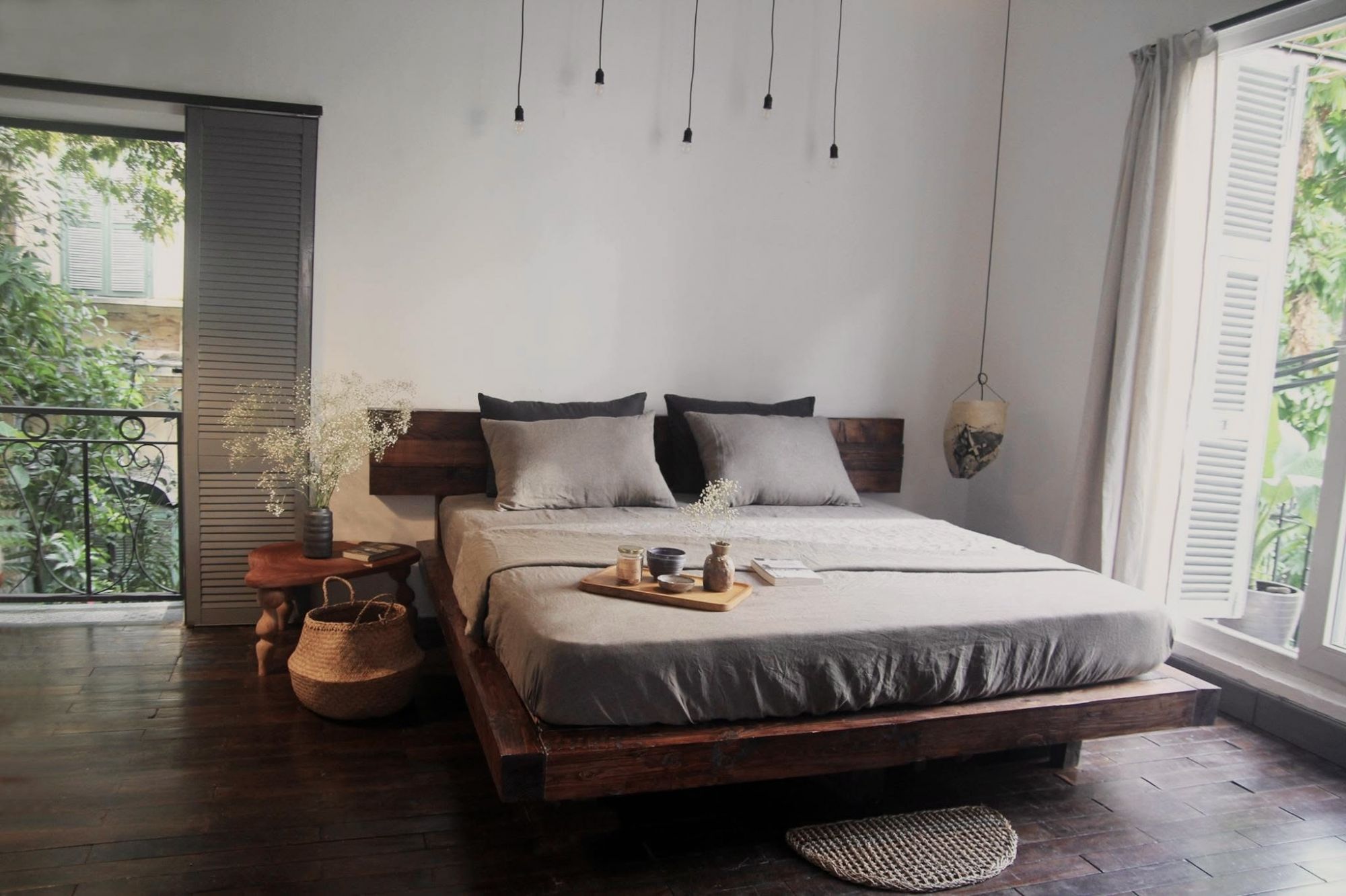 Mono Home