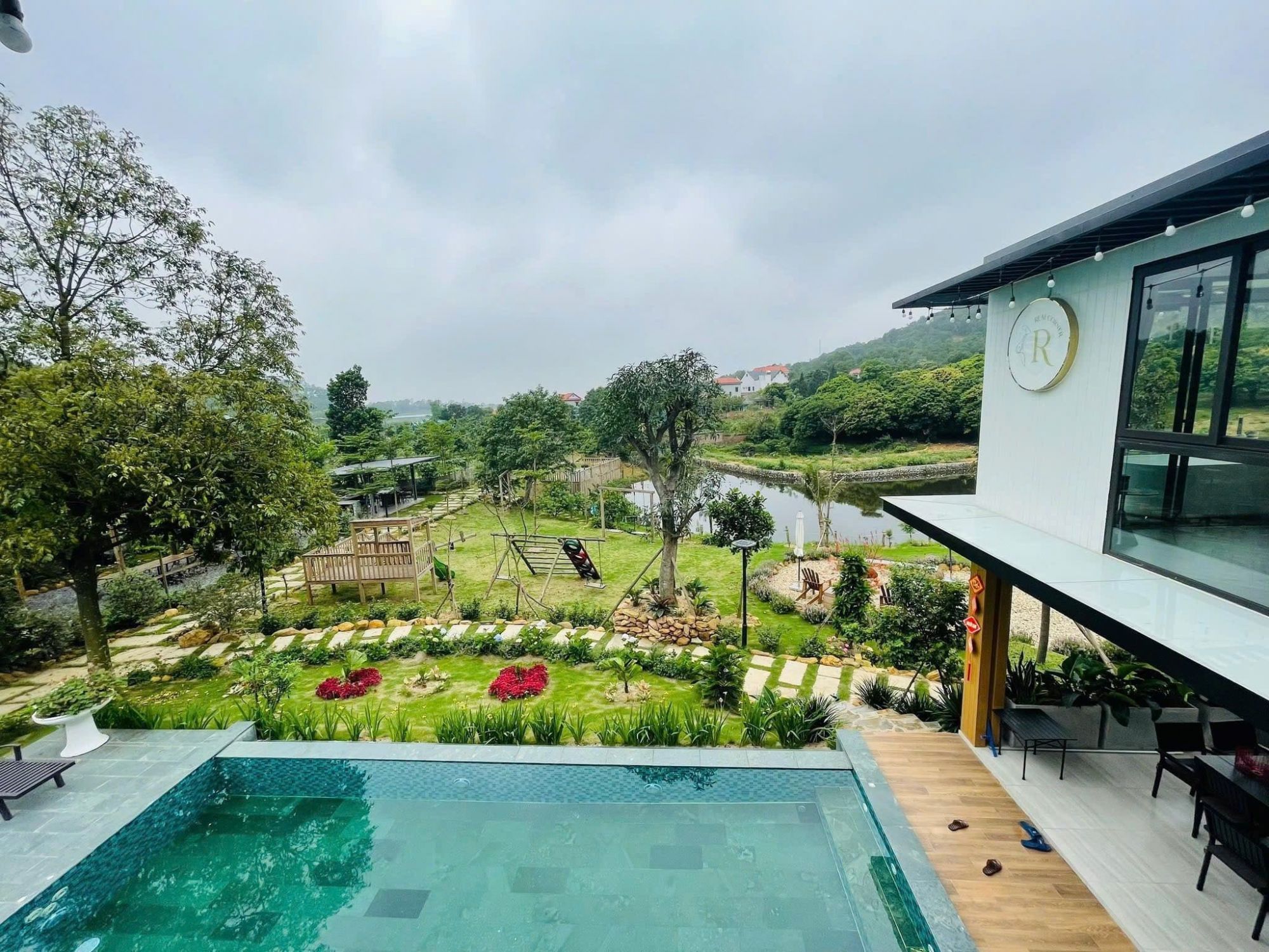 Rum Villa Sóc Sơn