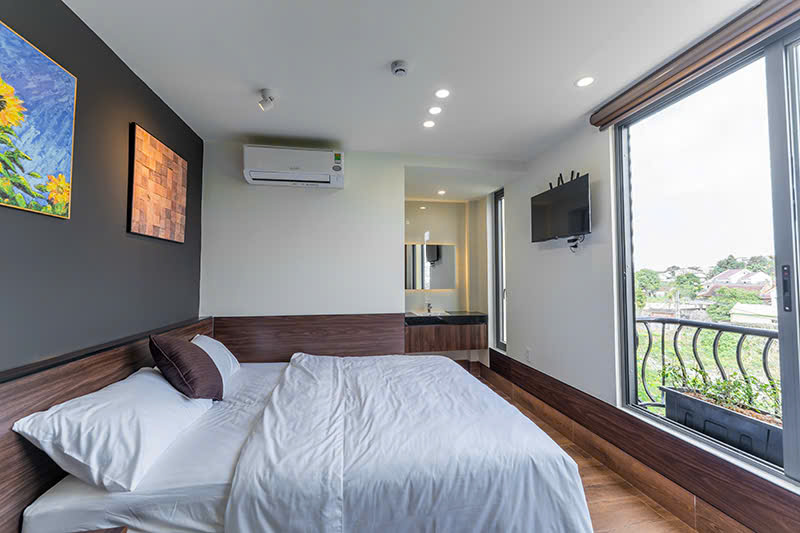 Chiếc nón Apartment & Homestay