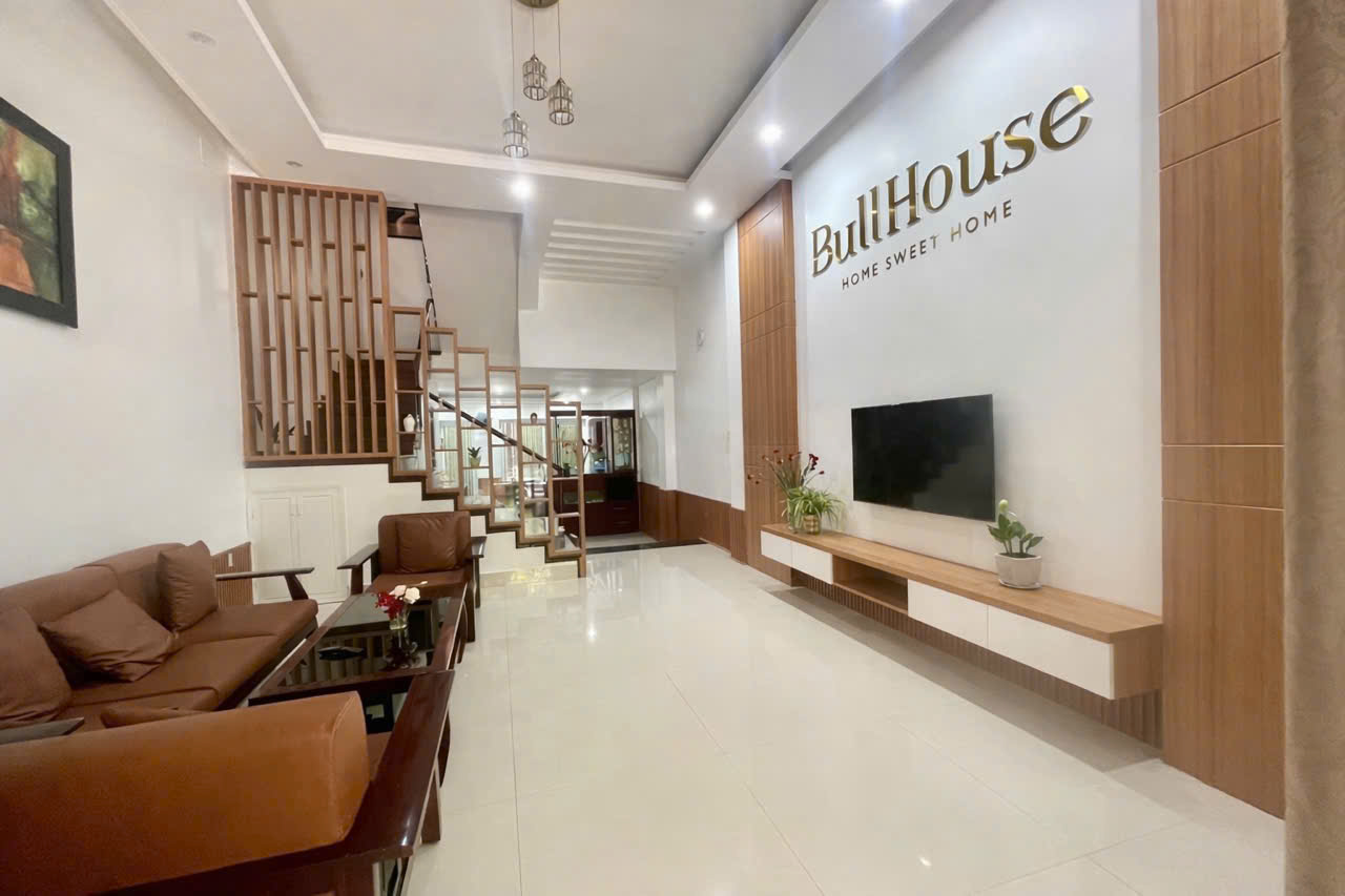 Bull House
