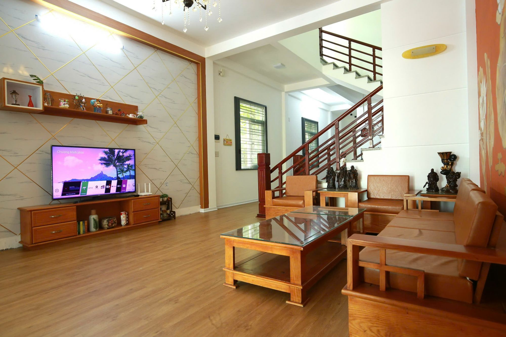 Ly'house
