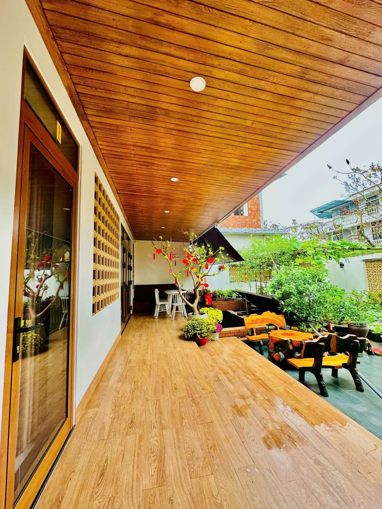Ngói Homestay - Huế