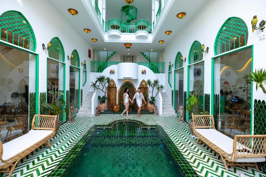 Pisces Hotel