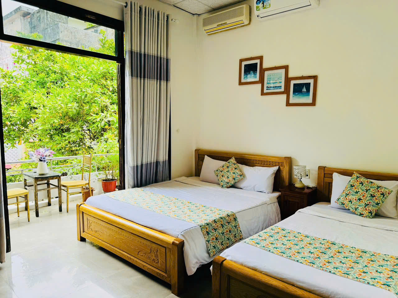Shark Homestay