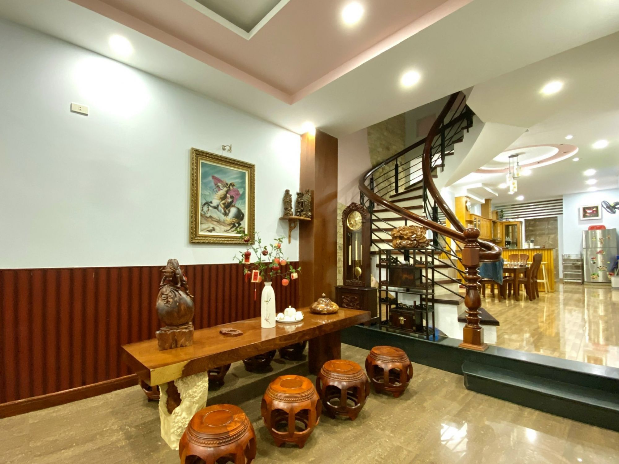 Su-Si House