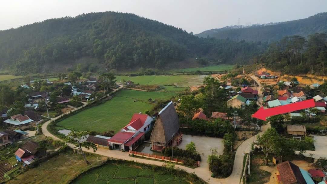 Góc Nhà Rông Homestay Măng Đen 