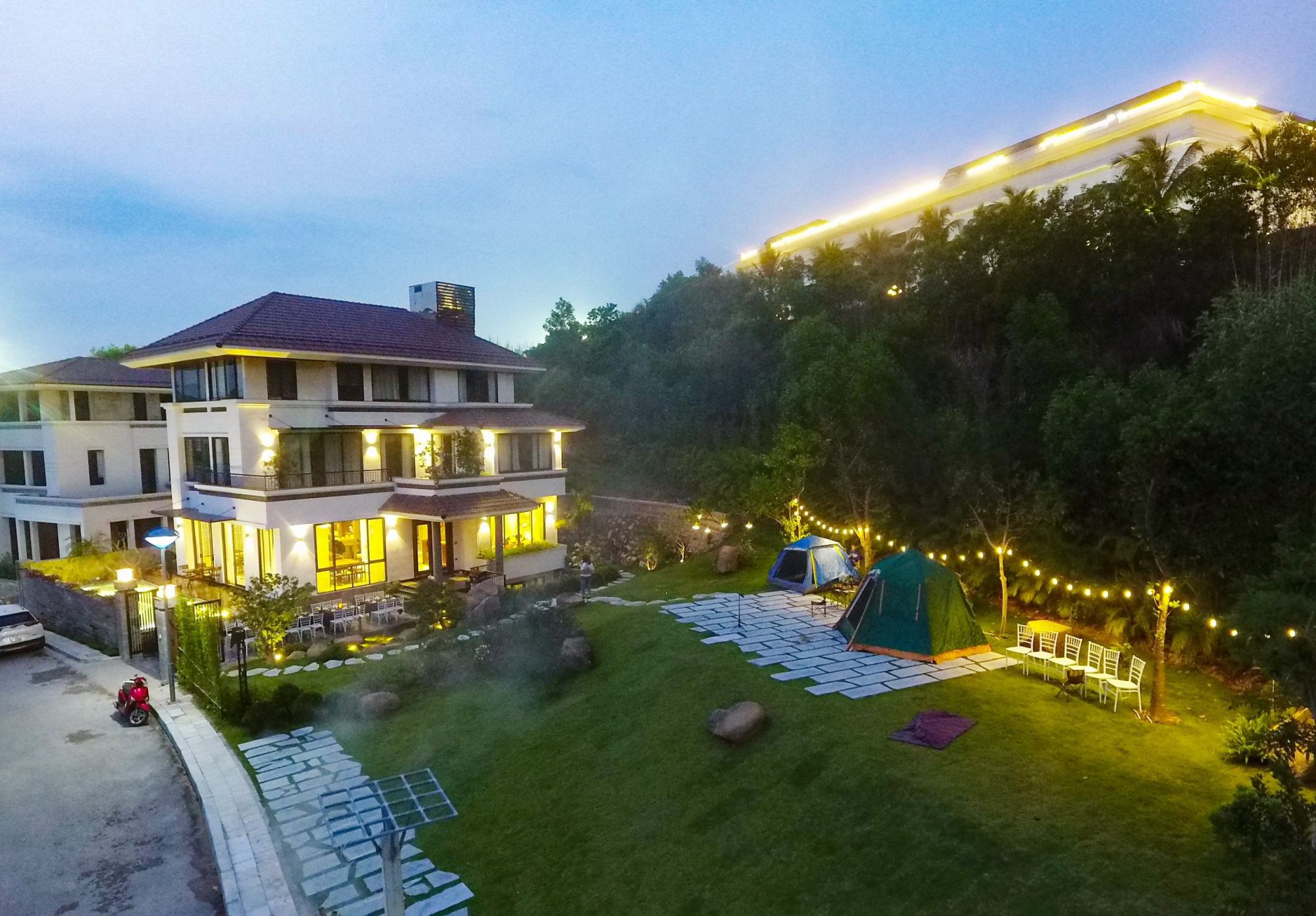 Villa Hạ Long 9 phòng ngủ FLC BT86b