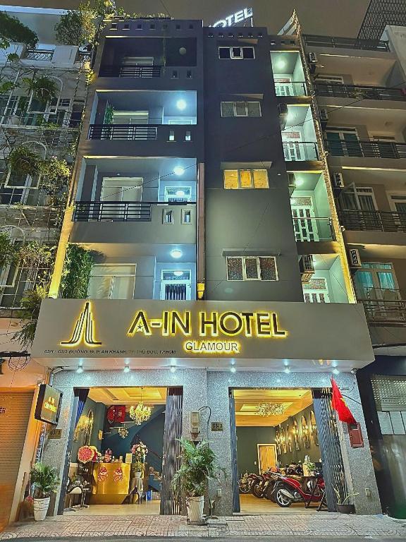 A In Hotel Glamour