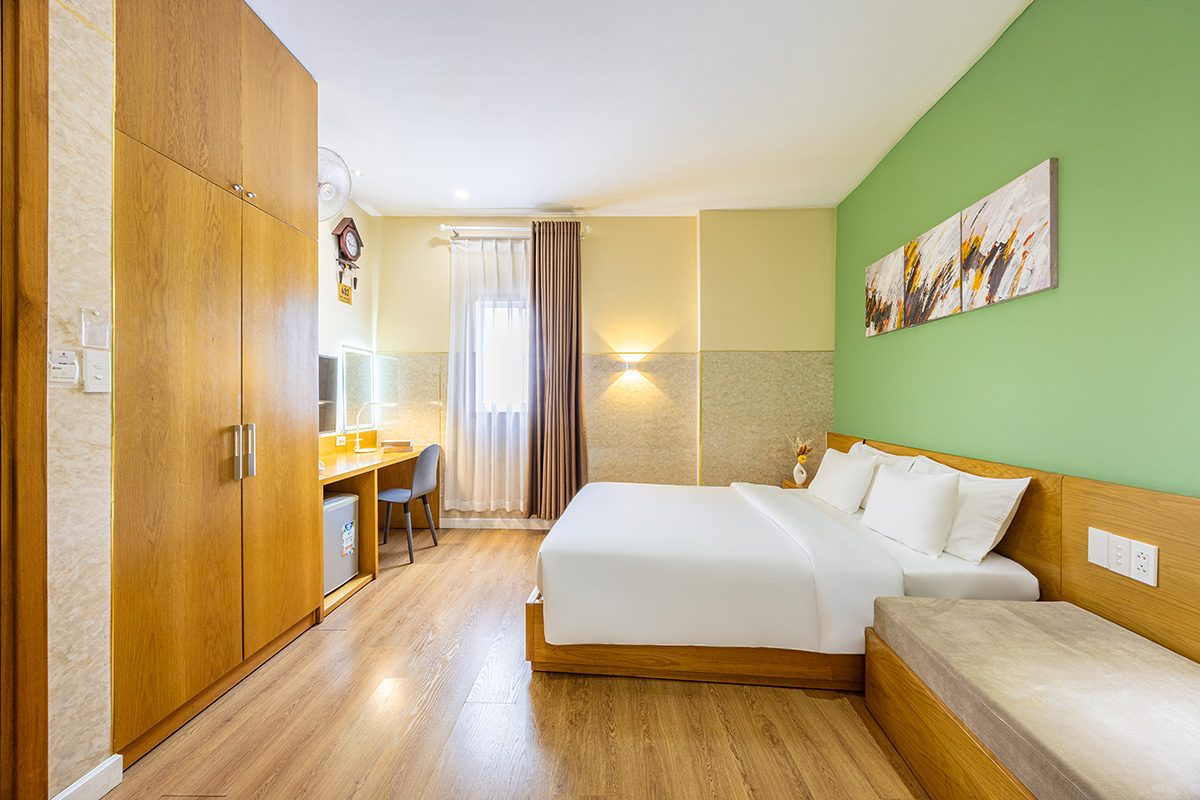 A25 Luxury Hotel - 142 Bùi Thị Xuân