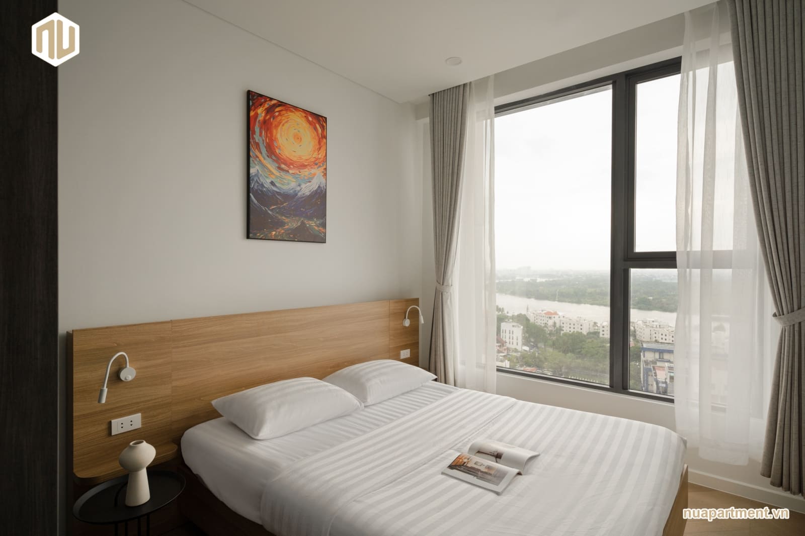 Nu Lumiere Riverside 8