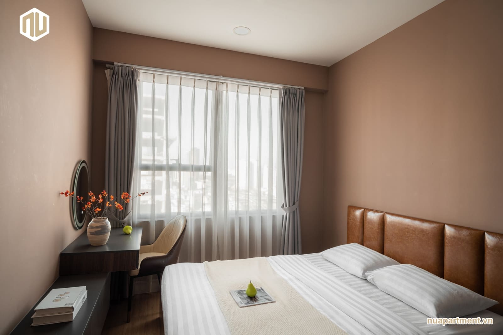 Nu căn hộ Soho Residence 5