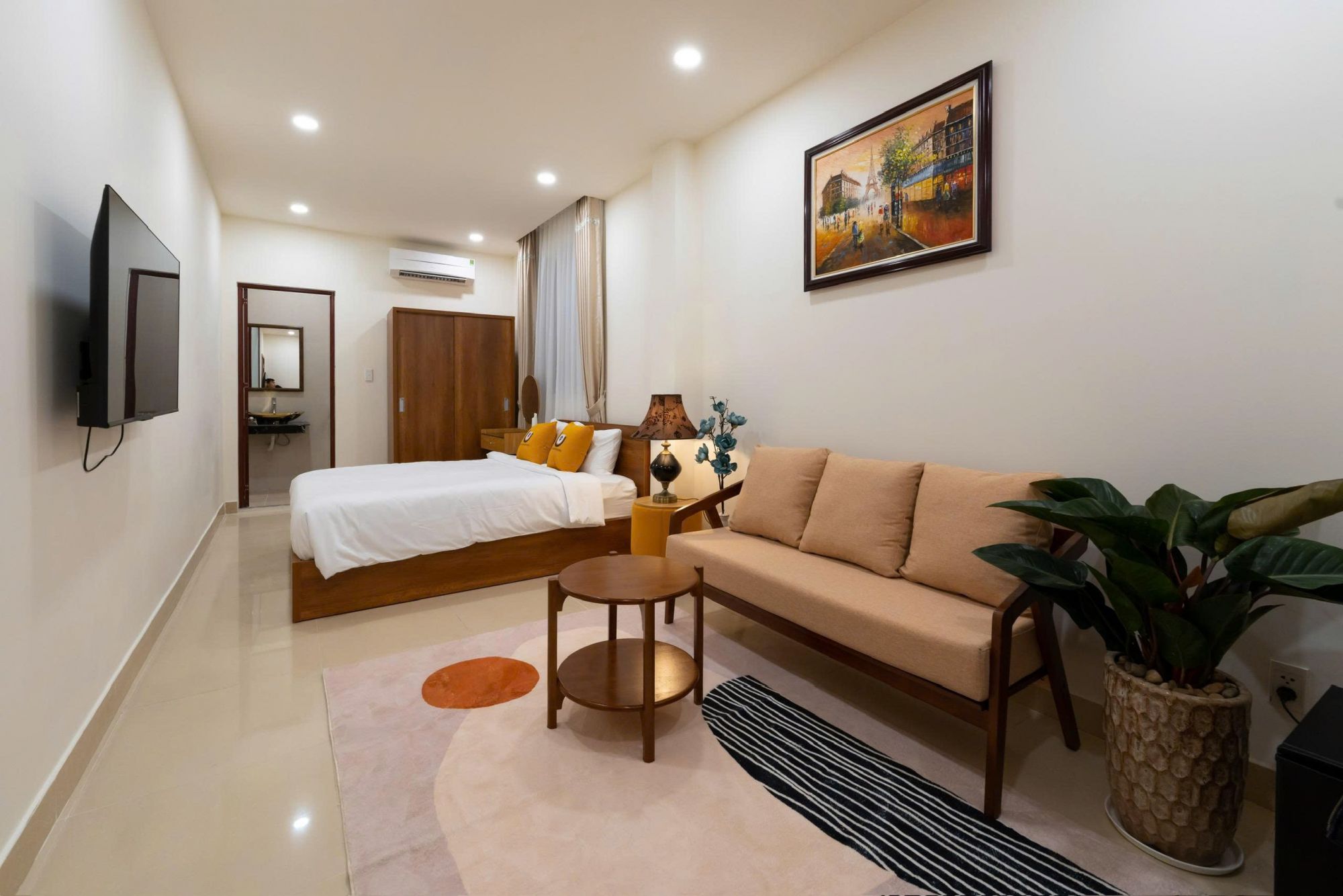 Shogun Hotel