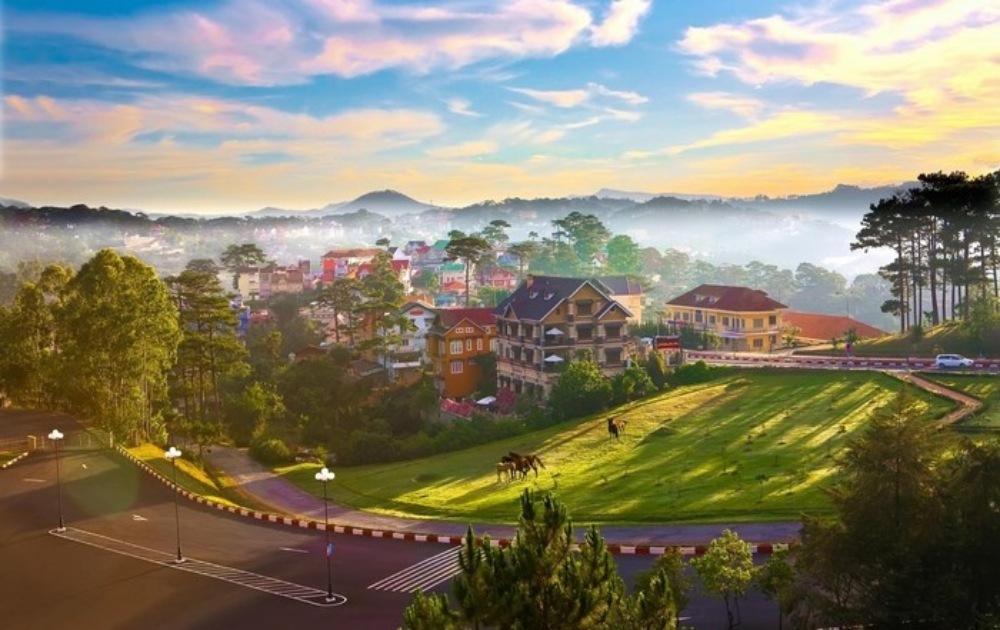 30/4 Đi du lịch ở đâu miền Trung lý tưởng nhất?