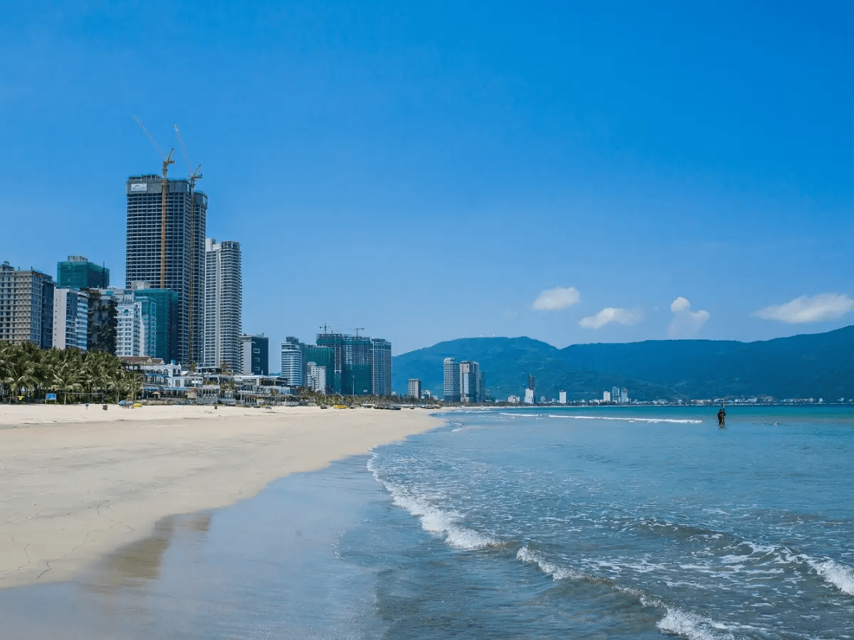 7 Bãi biển Đà Nẵng đẹp và nổi tiếng nhất bạn không nên bỏ qua