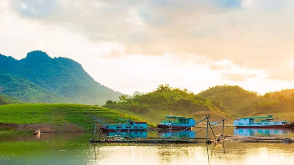 cắm trại quanh hà nội có suối