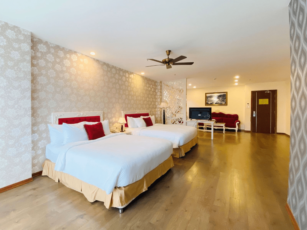 khách sạn 5 sao đà lạt ladalat​