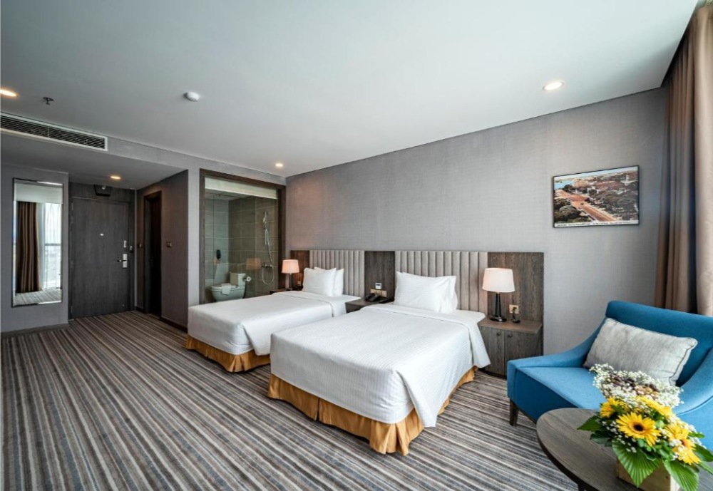 khách sạn mường thanh gần sân bay tân sơn nhất