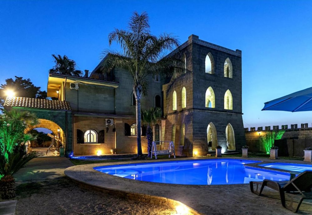 Top 10 villa Hạ Long có bể bơi view đẹp cực xịn 2026